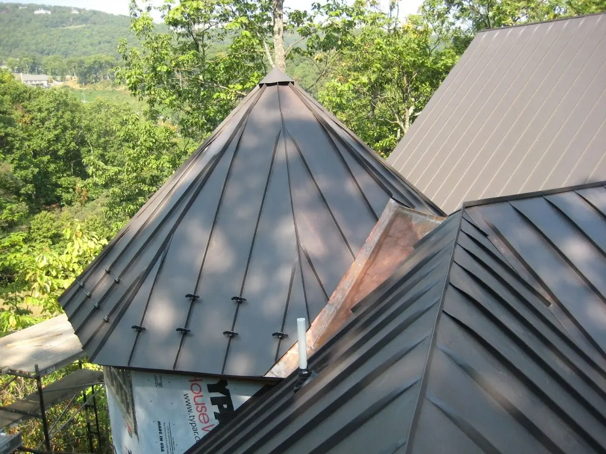 Professional Roof Tarp Installation by Craftsman Roofing in Amar-Lark Ellen